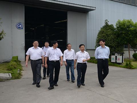 国家认监委向导一行到利国娱乐国际老牌w66母线调研